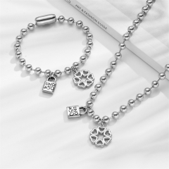Stainless steel UNO DE 50  jewelry set，Bracelet，Necklack Wholesale