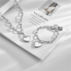 Stainless steel UNO DE 50  jewelry set，Bracelet，Necklack Wholesale