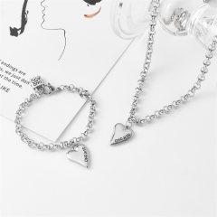 Stainless steel UNO DE 50  jewelry set，Bracelet，Necklack Wholesale