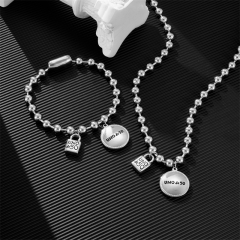 Stainless steel UNO DE 50  jewelry set，Bracelet，Necklack Wholesale