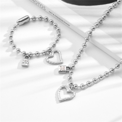 Stainless steel UNO DE 50  jewelry set，Bracelet，Necklack Wholesale