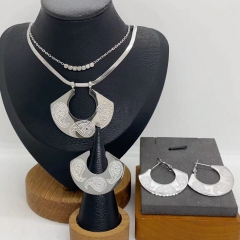 Stainless steel jewelry necklace Earrings Bracelet  Wholesale