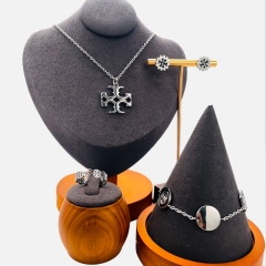 Stainless steel jewelry necklace Earrings Bracelet ring Wholesale