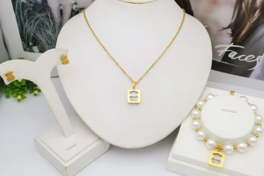 Stainless steel jewelry Necklace Earrings Bangle Ring Wholesale for women