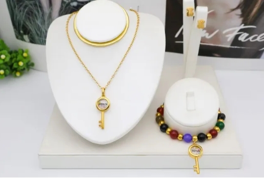 Stainless steel jewelry Necklace Earrings Bangle Ring Wholesale for women