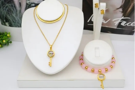 Stainless steel jewelry Necklace Earrings Bangle Ring Wholesale for women