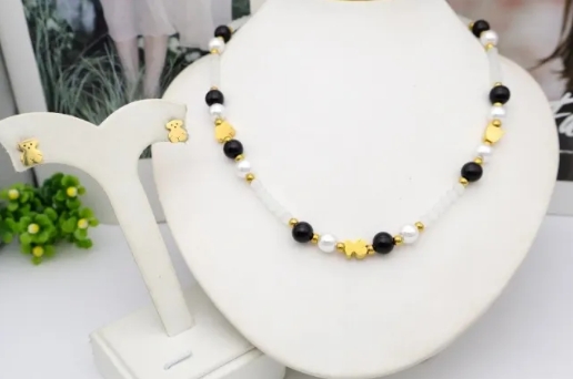Stainless steel jewelry Necklace Earrings  Wholesale for women