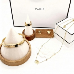 Stainless steel jewelry necklace Earrings Bracelet ring Wholesale