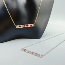 Fashionable stainless steel necklaces for women