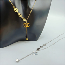 Fashionable stainless steel necklaces for women