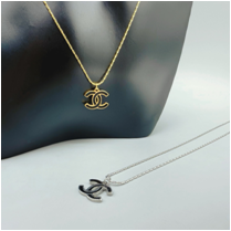 Fashionable stainless steel necklaces for women