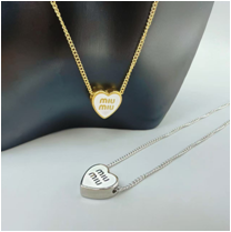 Fashionable stainless steel necklaces for women
