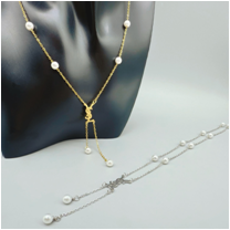 Fashionable stainless steel necklaces for women