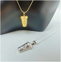 Fashionable stainless steel necklaces for women