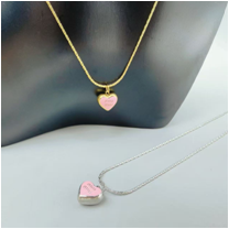 Fashionable stainless steel necklaces for women