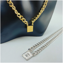 Fashionable stainless steel necklaces for women
