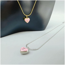Fashionable stainless steel necklaces for women