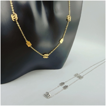 Fashionable stainless steel necklaces for women
