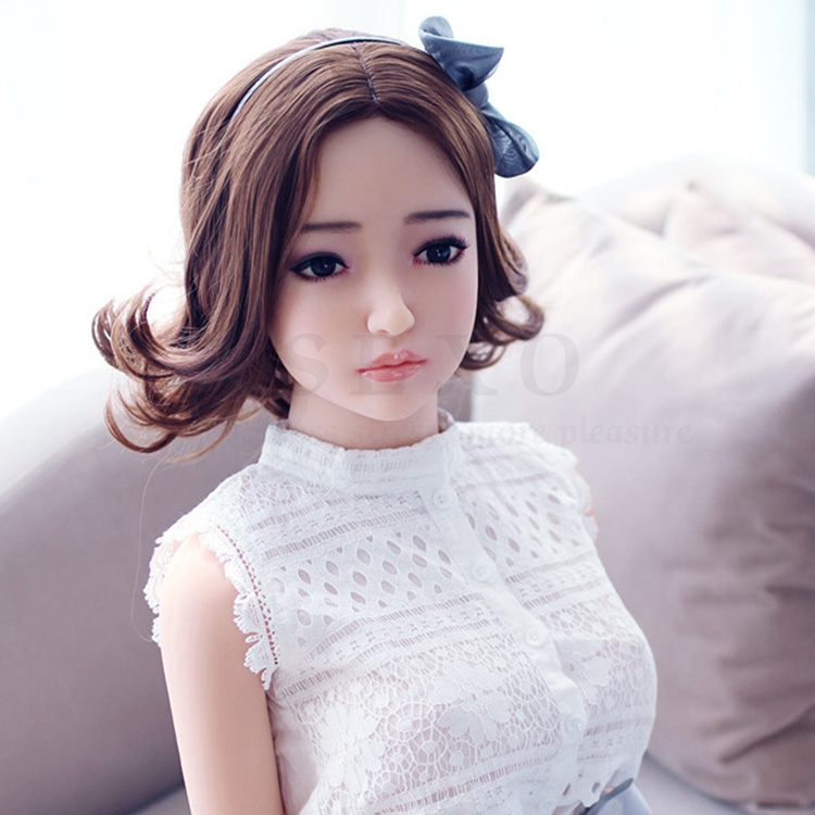 Japanese loli sex doll with oral