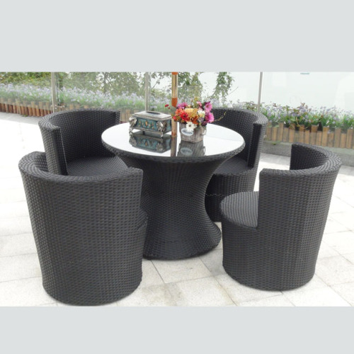 garden use rattan table and chair