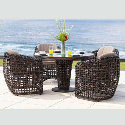 outdoor leisure rattan picnic table