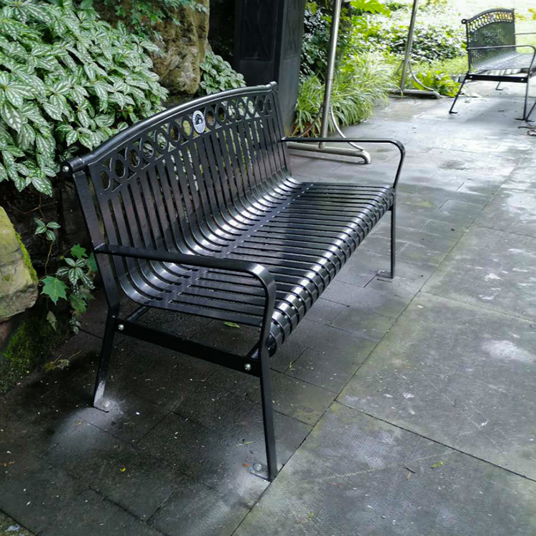 Commercial Park Bench With Curved Backrest - Carbon Steel Flat Steel Outdoor Furniture - Classic Park Bench