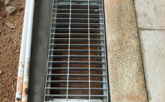 Trench trough drain metal grates