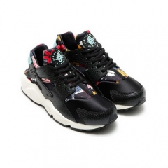 (Women) Nike Air Huarache Aloha Pack