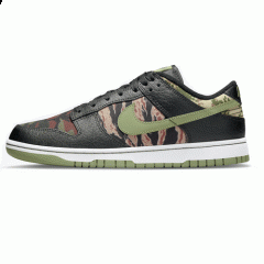 Nike Dunk Low SE Oil Green