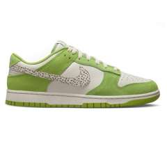 Authentic Nike SB Dunk Low Safari Swoosh Green