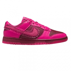 Authentic Nike SB Dunk Low Valentine's Day GS