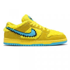 Authentic Grateful Dead x Nike SB Dunk Low Yellow Bear GS