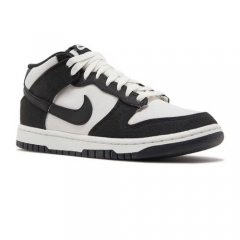 Authentic Nike Dunk Mid Panda