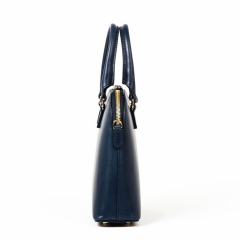 smooth vegetable-tanner leather understated top handle crossbody bags