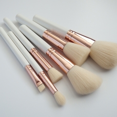 6pcs travel Makeup Brush Set durable wooden handle cruelty-free synthetic hair silky and soft