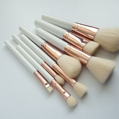 white wooden handle makeup brush set with synthetic hair