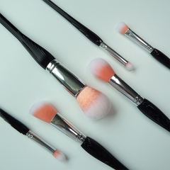 6 pieces Premium Cosmetic Makeup Brush Set Synthetic Makeup Foundation  Eyeshadow Powder Blush Brushes for liquid Cream Concealer Brush Set with Black