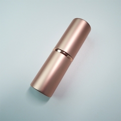 retractable brush with synthetic hair