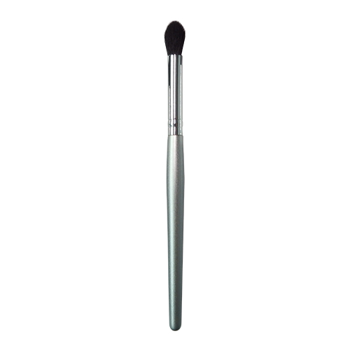 eyeshadow blending brush