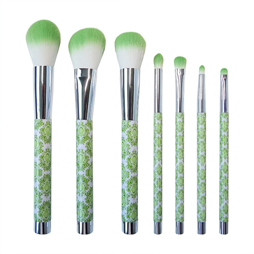 7 Pcs Makeup Brushes Vegan and Cruelty Free Powder Contour blusher Smudge Makeup Brush Set