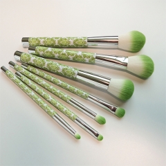 7 Pcs Makeup Brushes Vegan and Cruelty Free Powder Contour blusher Smudge Makeup Brush Set