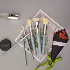 Angular brush style costom logo makeup brush