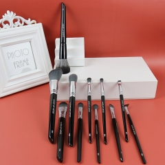 Classic Makeup Brush Set for Beginner & Professional Makeup Artist , 11 Pieces Including Foundation, Powder, Contour, Concealer & Eyeshadow brush etc