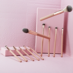 Makeup brush set 11 pieces including powder brush, bronzer brush and eyeshadow brushes