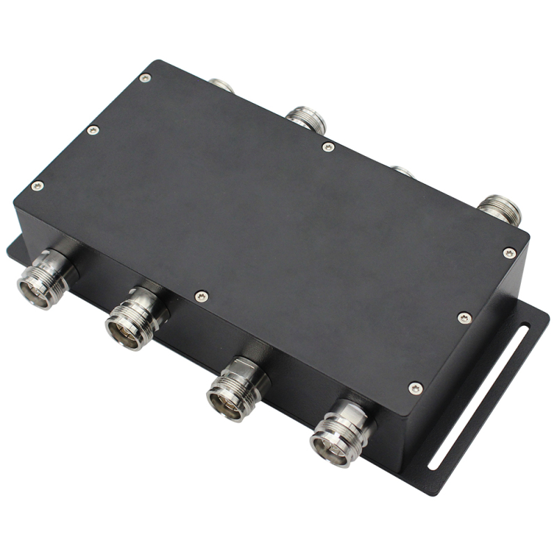 Low PIM 4 in 4 out Hybrid Combiner