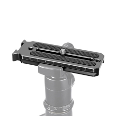 DF-8131 Arca Standard Vertical Baseplate with Cold Shoe Mount