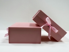 Romantic Magnetic Closure Foldable Gift Boxes