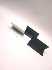 Tented Fold-Out Black and White with Gold Accent Paper Cards