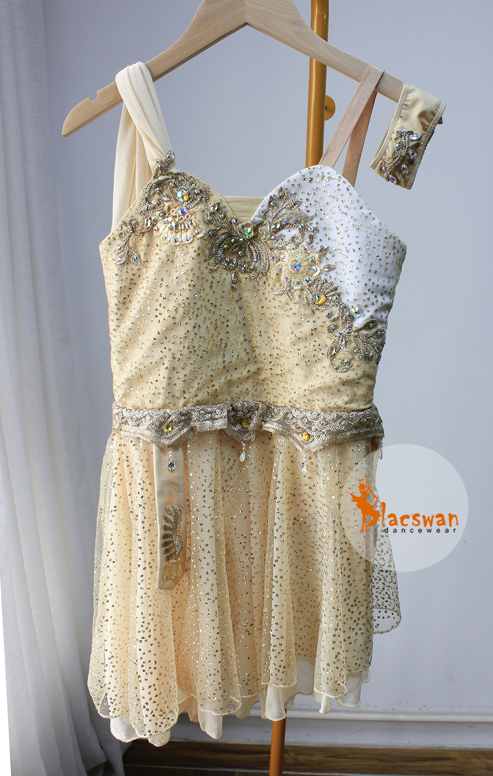 slim fit dress slacks Kathak Dance Dress for Girls main image 0