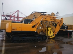 On Sep 25th one unit excavator 225lc-7 shipped to Algeria